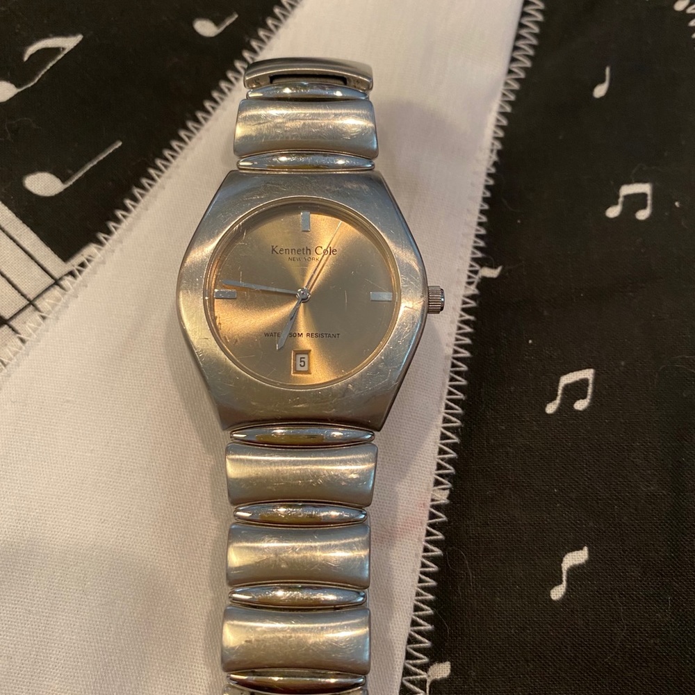 Watch Kenneth Cole